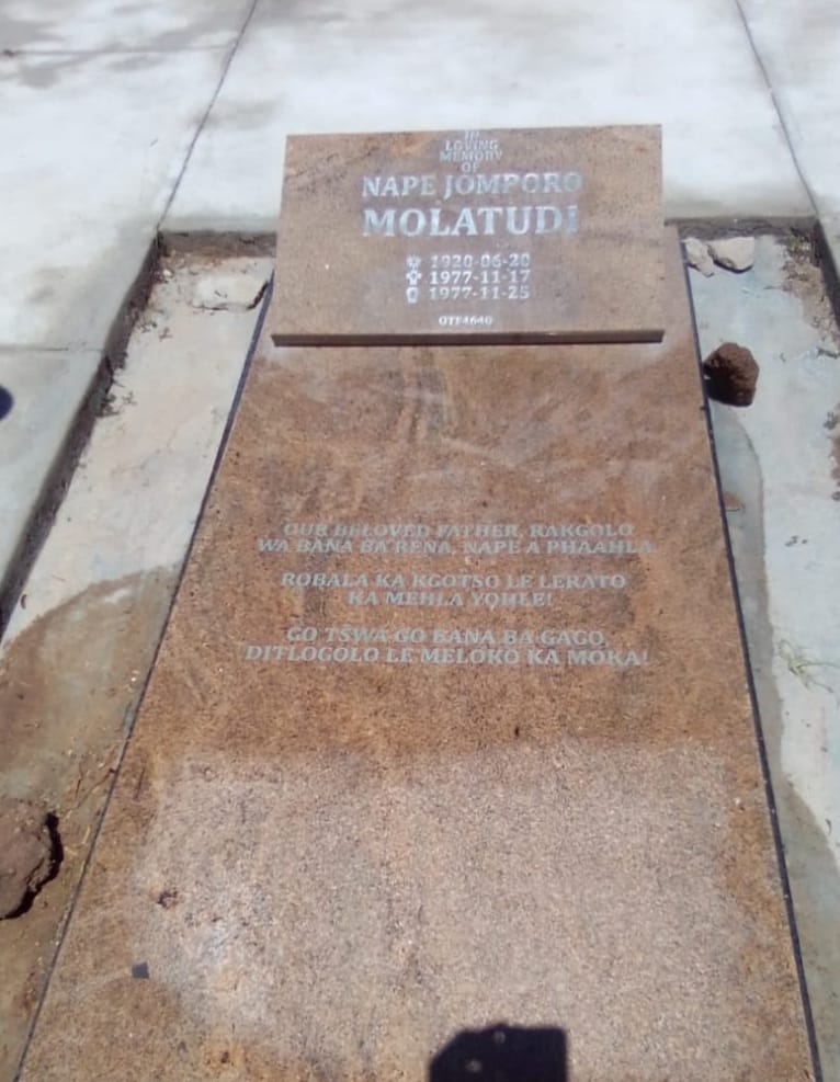 Ollie's Tombstones 40